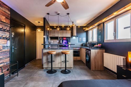 廚房, Studio Bar Chic & Cosy - Centre Haguenau, Netflix & Wi-Fi fibre in 阿戈諾市中心