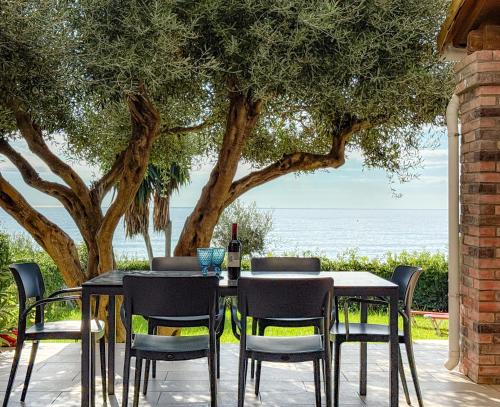 Antonio 50 - Blue Glyfada Private Homes – khách sạn tại Parelia