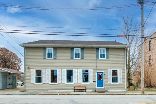Walk to Nauvoo Temple Remodeled Family Apartment in Nauvoo (IL)