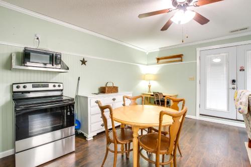 Comfy, Freshly Remodeled Apt Near Nauvoo Temple in Nauvoo (IL)
