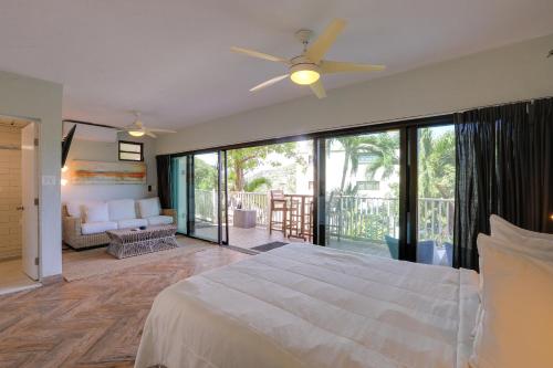 Oceanview retreat at Point Pleasant Resort, USVI in Smith Bay