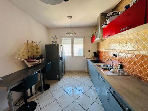Villa luxueuse avec piscine à Tanger (Villa luxueuse avec piscine a Tanger) in 堅娜域夫