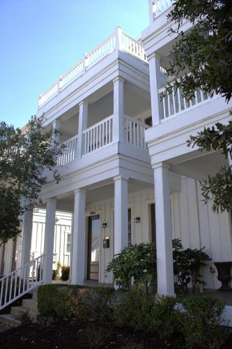 404B The Princess Anne House in Virginia Beach, USA