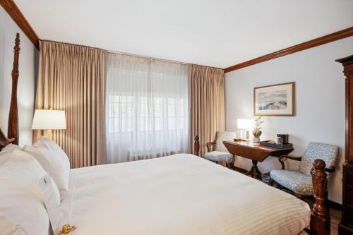 Avon Old Farms Hotel - image 2