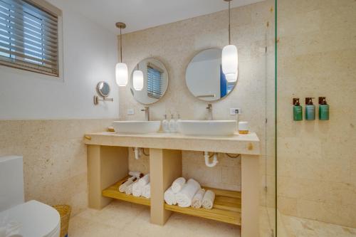 Salle de bain, Blue Reef Beach and Marina in Placencia