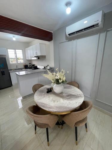 Apartamento acoger en Santo Domingo este in La Toronja