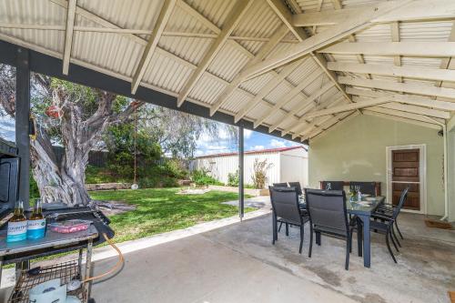 Facilities, Sheoak on Wedge - Well Appointed Property Close To Beach in Lancelin