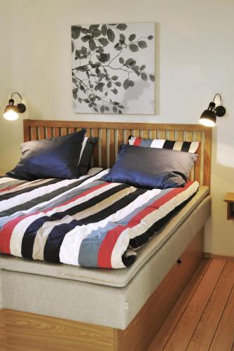 2 bedrooms, 2 beds