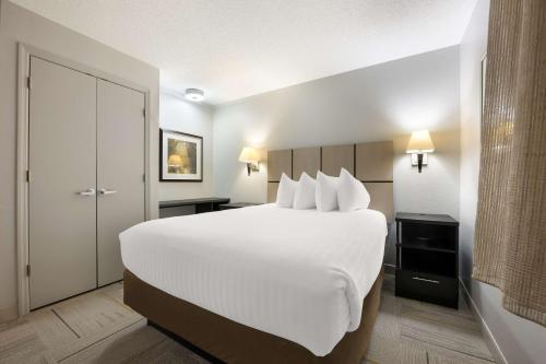 Sonesta Simply Suites Huntsville Research Park in Huntsville, USA