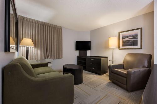 Sonesta Simply Suites Huntsville Research Park in Huntsville, USA