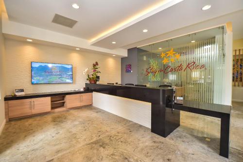 Bella Vista 2D 3 bdr 3 1 and half bath in חראדורה