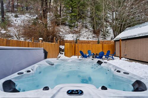 . Historic Wallace Gem Hot Tub Walk Downtown