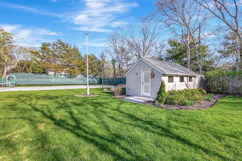 Tennis & Sea Escape - Hydrangeas in the Hamptons in Vesthemptonas pludmale (NY)