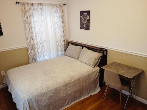 애틀랜타 (GA) Northside-Private Bath #5 Shared # 3 3성급 게스트하우스 레스토랑