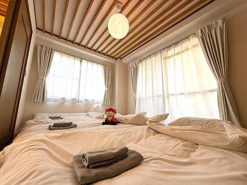 最大7名 5ベッド 駅徒歩7分 上野浅草スカイツリー20分 秋葉原25分 空港46分から 46平米 空港46分から 46平米 Wifi無料 WAGAMAMA四つ木