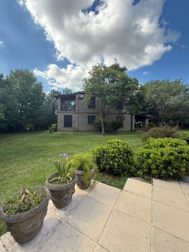 Los Robles 2 in Villa Urkviza