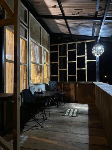 Lola Sayong Xanti 'Silong in Bacon District