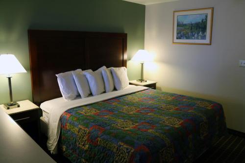 在meiguo.com看到的Great Western Inn & Suites的介绍图片