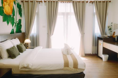 room detail thumbnail 0