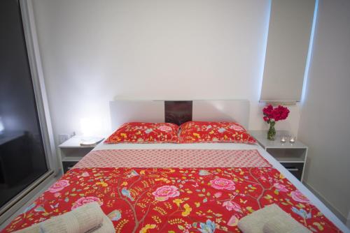 Mirmar Apartments