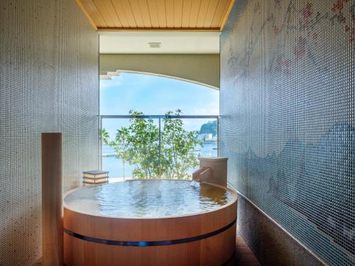 La Vista Atami Terrace