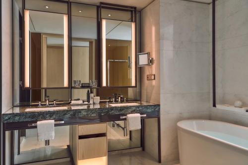 Four Seasons Hotel Seoul, Seoul (photo 3)