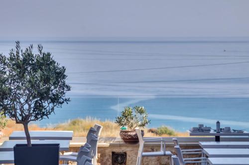 Alexis Hotel - image 10