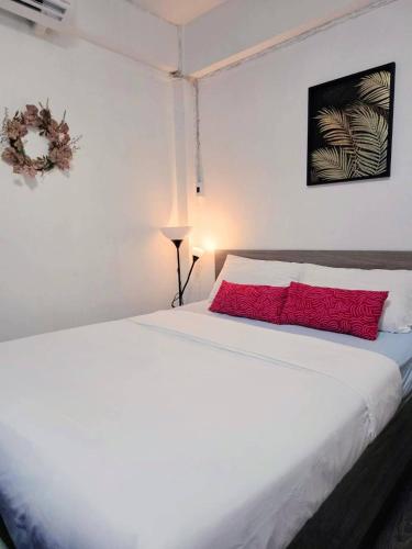 ONEWAY Guest House BKK Room Type - Budget Double Room