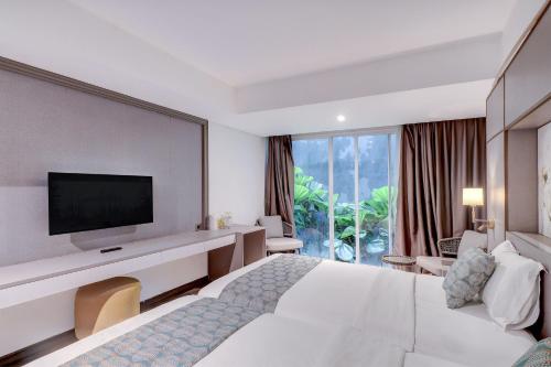 room detail thumbnail 1