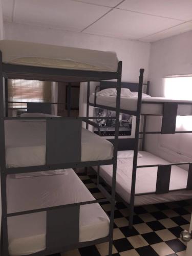Triple Room with Bathroom room in Hostel Mamy Dorme