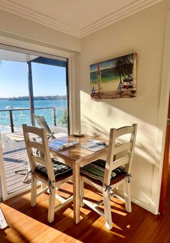 Bundeena Beach Hut in Bundeena