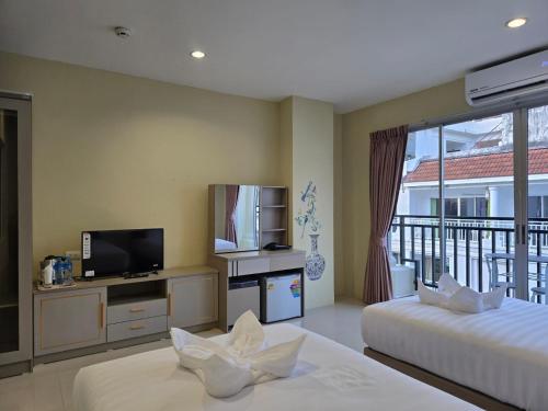 room detail thumbnail 0