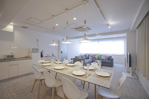INOVE VILLA OSAKA -118 sqm , 2 Bedrooms , 7 Double Beds- Great Access to USJ & Namba - Apartment - Osaka