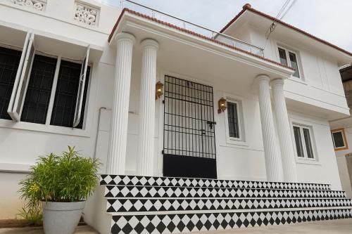 A szálláshely kívülről, La Vista Ocean - Calm Coastal Villa on ECR - 4 BR Private Stay in Mugaiyur