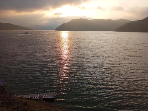 Ngullieresort Hotel in Bhandari