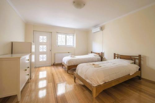 Elegant Urban Retreat in Psychiko - image 10