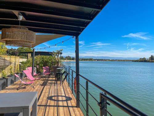 Skats, Péniche Hisseo Tain-l'Hermitage Vue Rhône, Clim, Terrasse (Peniche Hisseo Tain-l'Hermitage Vue Rhone, Clim, Terrasse) in Tain-l'Hermitage