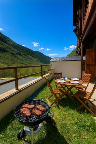 Dārzs, Apartamento Vall Fosca con espectaculares vistas y jardín privado (Apartamento Vall Fosca con espectaculares vistas y jardin privado) in Torre de Capdella