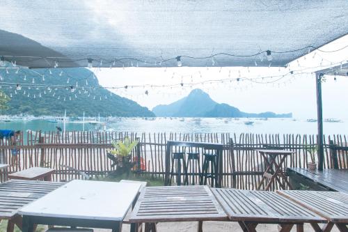 RedDoorz @ Tandikan Beach Cottages - 편의 시설/서비스