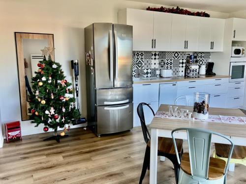 Appartement - St Brevin Les Pins - Hyper Centre - Fibré - Parking - Jusqu'à 6 personnes - Location saisonnière - Saint-Brevin-les-Pins