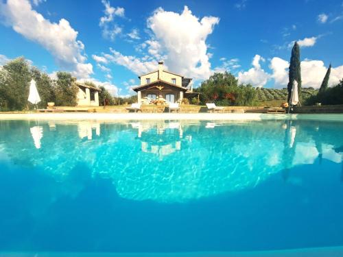  montecristo country house in Marsiliana