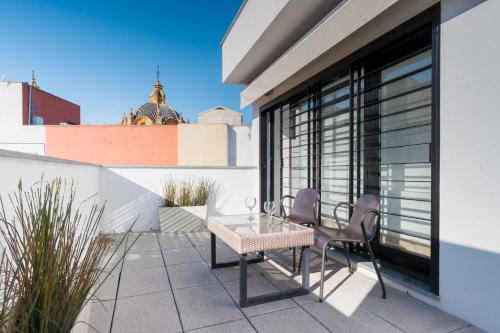Attic with privace terrace by the Cathedral, Sevilla