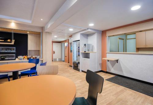 Restaurant, B&B Hotel Liege in Liege