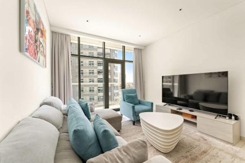 Stylish 1BR in Palm Jumeirah with Rooftop Pool, Dubai