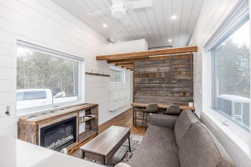 The Hideaway - Tiny House in Eugenia (ON)