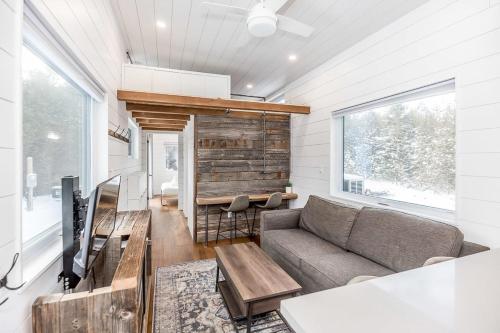 The Hideaway - Tiny House in Eugenia (ON)
