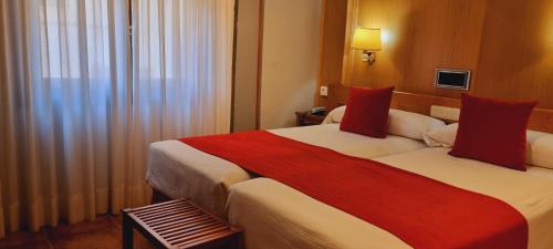 Hotel Real De Toledo - image 9