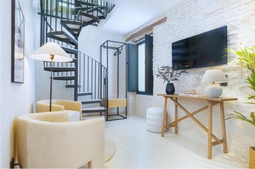 Luxurious Duplex - buthtub - 1Bd 1Bth Casa Pilatos