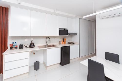 Golf View Apartments- AP2 - image 4