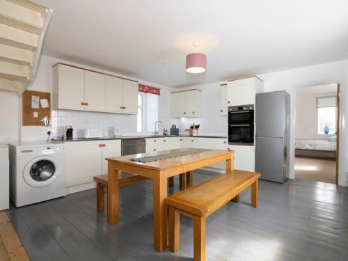 Ardview House 4 Bedroom House in Leverburgh in Leverburgh